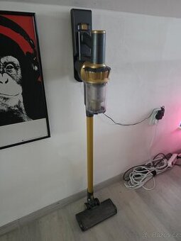 Ruční AKU vysavač SILVERCREST 2 v 1 SHAZB 29,6 B2 (zlatý)