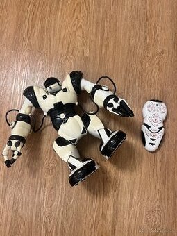 Robot s mnoho efekty RC robot ROBONE na dálkové ovládání