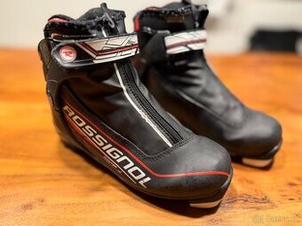 Běžecké boty dětské Rossignol NNN vel. 37