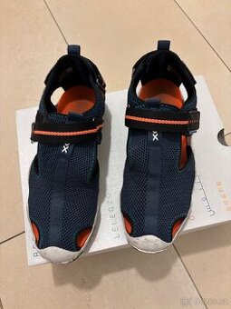 Chlapecké letní boty Geox, vel. 37