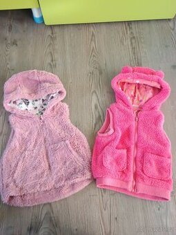 2x chlupatá vesta vel 86/92