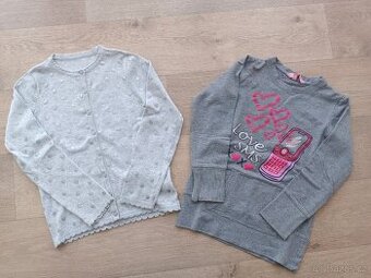 Krásný svetřík a mikina-vel.122/128