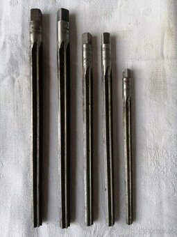 Vrtáky frézovací, socialistické výroby, se čtyřhranem