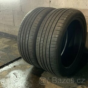 Letní pneu 215/45 R17 91W Goodyear 5-5,5mm