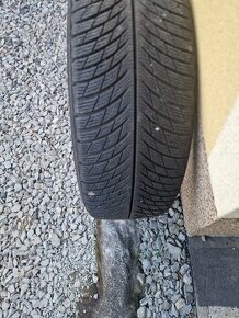 Pneu 235/50 R19 Michelin
