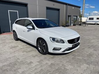 PRODÁNO V60 D6 Plug-in Hybrid 2.4D6 162kw+el. 50kw (212kw)