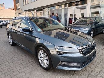 Škoda Superb 3 Combi iV 1.4eTSI 160kW DSG Tažné ACC DCC Navi