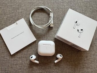 Apple AirPods 3rd generation - stav jako nové