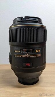ikon 105 mm f/2,8 G NIKKOR AF-S Micro IF-ED VR