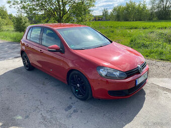 VW Golf 6 1.6 MPI 75kw,1.majitel,serviska,STK 5/2027