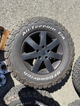 offroad sada R16 na VW T5/T6