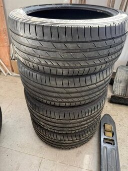 Letní pneu Mercedes benz R20