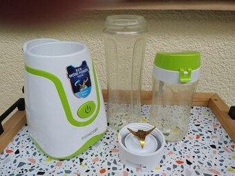 Smoothie mixér
