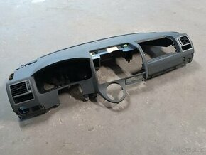 VW Transporter T5/T6 - palubní deska