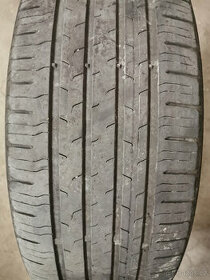 235/55/18 Continental