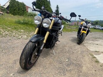 Triumph speed triple 1050