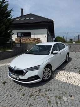 Pronájem Škoda Octavia IV 1.5 TSI - 1