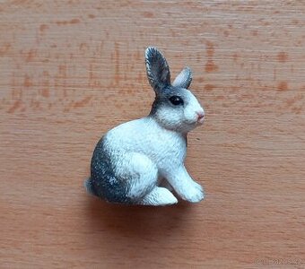 Sběratelská figurka SCHLEICH sedící králík top stav