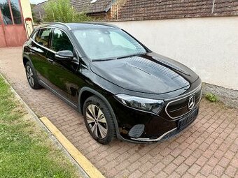 Mercedes EQA
