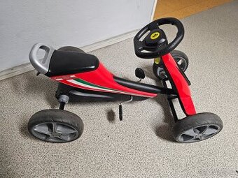 Šlapací motokara