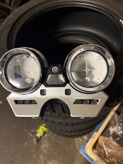 yamaha xjr 1300 tachometer
