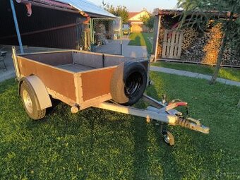 Přívěsný vozík paragan 1300 kg bržděný