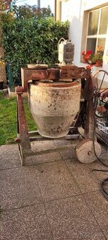 Stavební míchačka