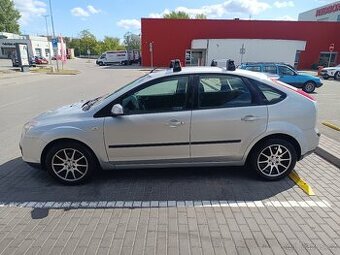 Focus Hatchback, MK2, benzin 1,6 16V, 74kW, r.v.11/2006