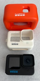 Kamera GoPro 10 s příslušenstvím