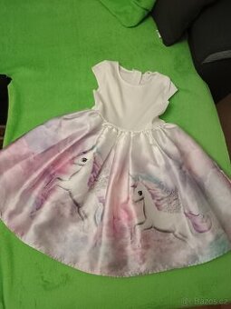 Sváteční šatičky vel. 110/116 jednorožec.