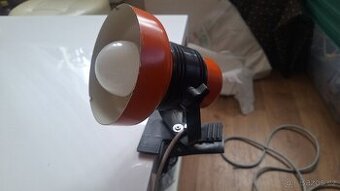 Retro klipsova lampička.