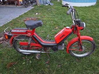 Babetta 210 s kartičkou, červená původní barva, funkční 8.