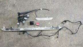 Peugeot 308 II T9 - sterac motorek brzdove svetlo