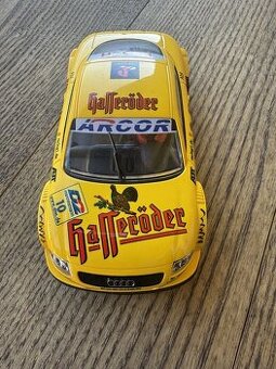 autíčko TT na autodrahu ninco