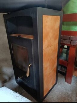 Krbová kamna Adria (+kouřovod a podkladová deska)