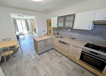 Prodej rekonstruovaného bytu 2+kk s lodžií v Uherském Brodě