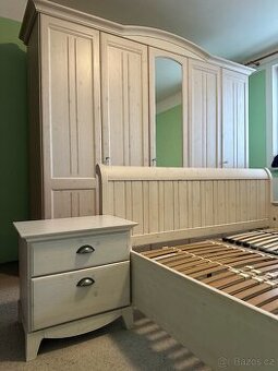 Jitona Veneto, skříň šíře 267cm, komplet, masiv