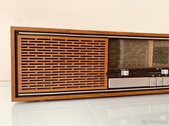 Vintage rádio Loewe R144, rok 1970