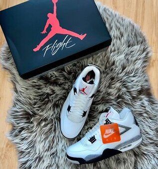 Nike Jordan 4 retro White Cement