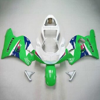 Kawasaki zxr 400 kapotáže