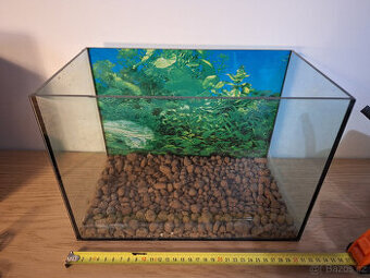 Akvárium / terárium malé