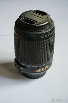 NIKON DX 55-200mm 4 - 5.6