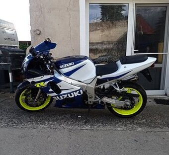 Suzuki GSX R 600