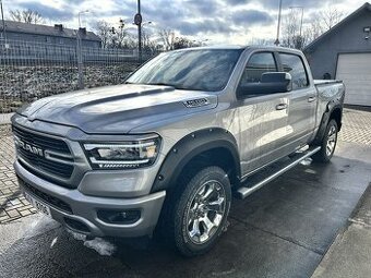 Dodge RAM 1500 5.7 HEMI 4x4