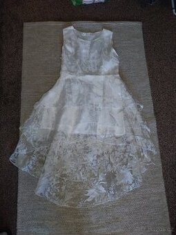 Prodám šaty