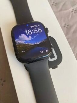 Apple Watch Series 10 46 mm GPS v top stave. Hodinky sú ako