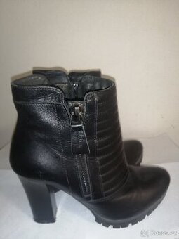 Dámské polokozačky