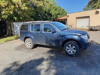 Nissan Pathfinder 2005