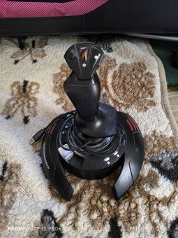Joystick k PC