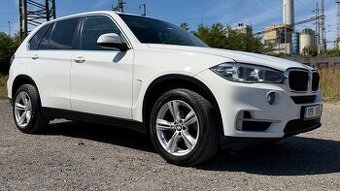 BMW X5,  25DX-DriveČRVýhřev Ojeté, 2015, 231 157 km 330